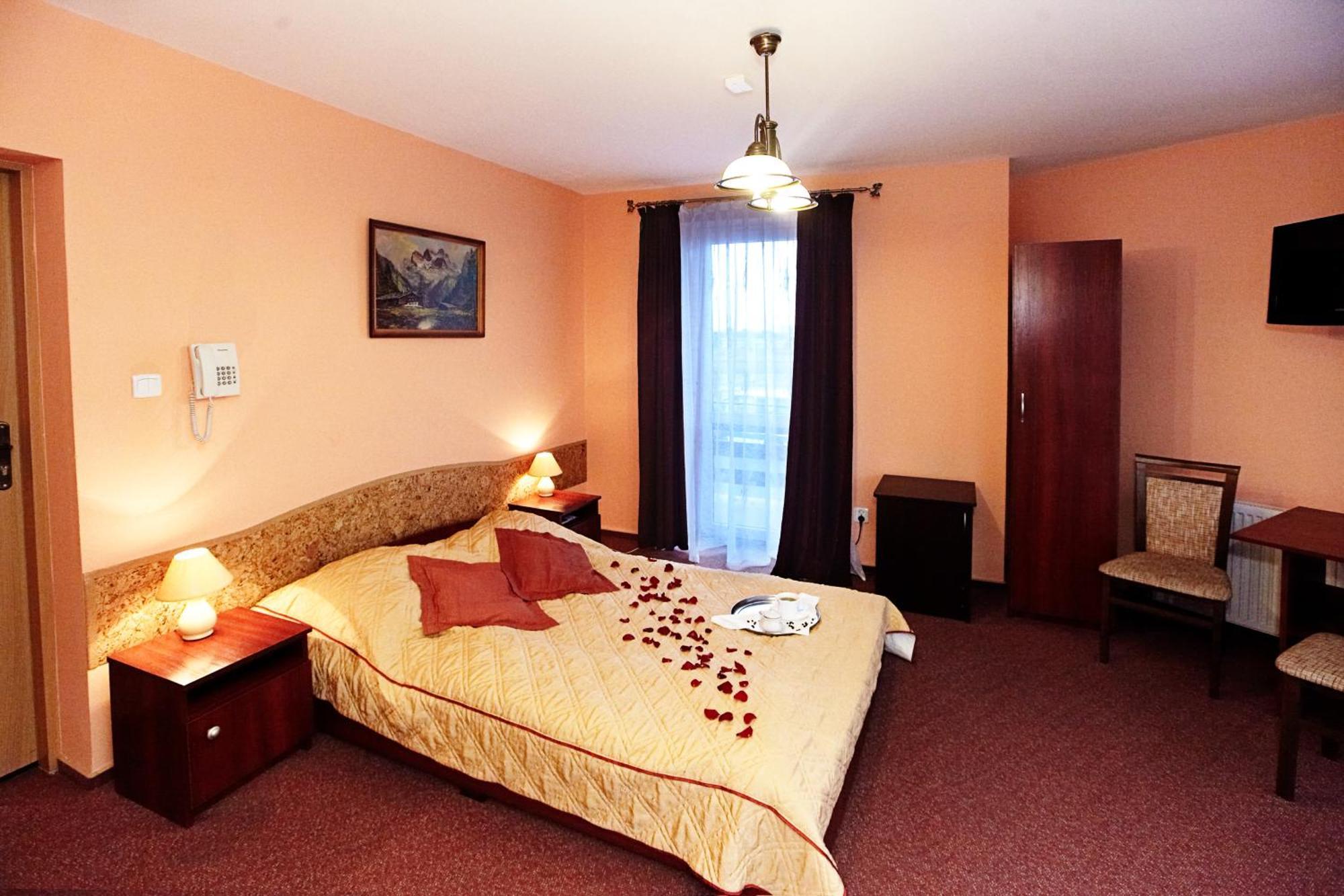 Hotel Dukat Biała Podlaska Esterno foto