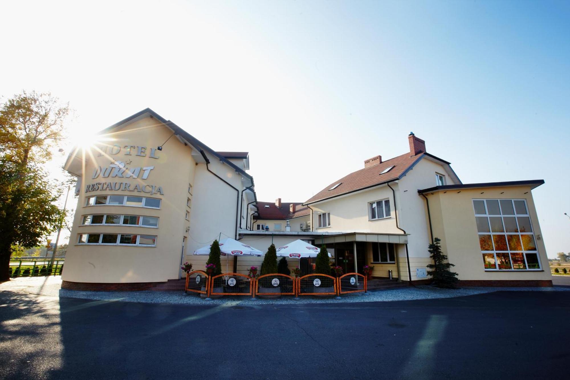 Hotel Dukat Biała Podlaska Esterno foto