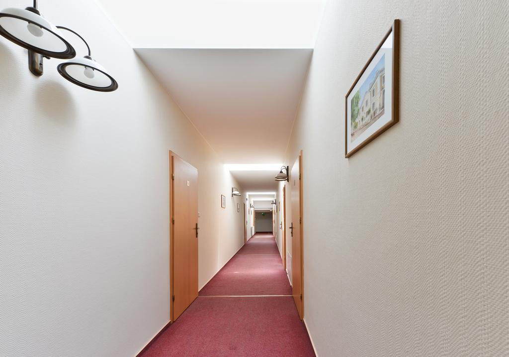 Hotel Dukat Biała Podlaska Esterno foto